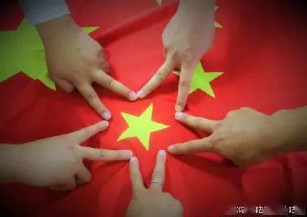 给干妈养老丢人吗，我遇到一个恩人帮助我走出困境，我认了干妈当亲的孝顺，亲切，会被笑话吗？